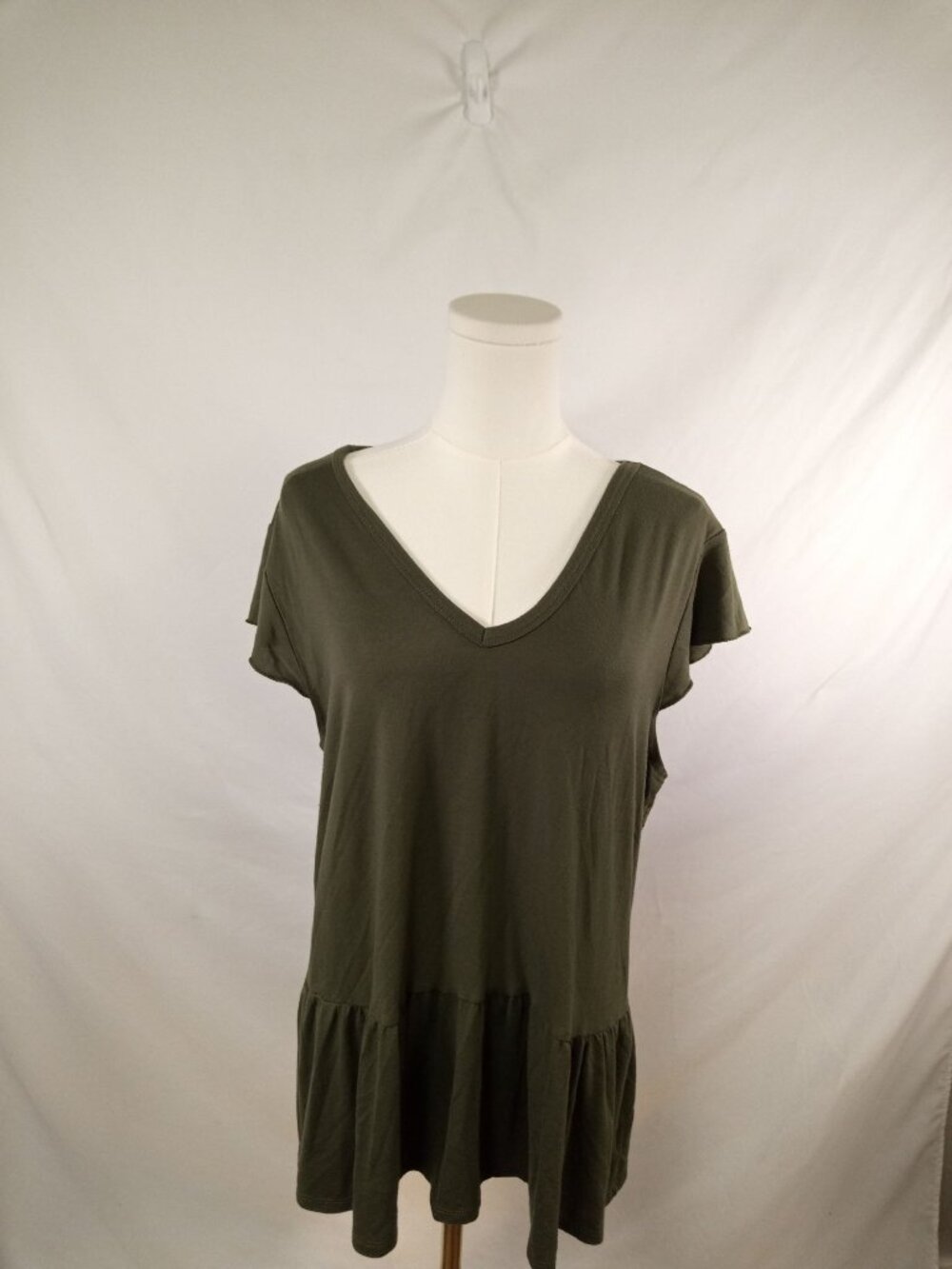 Time and Tru Women's Olive Green Cap Sleeve Top Sz. L 12-14